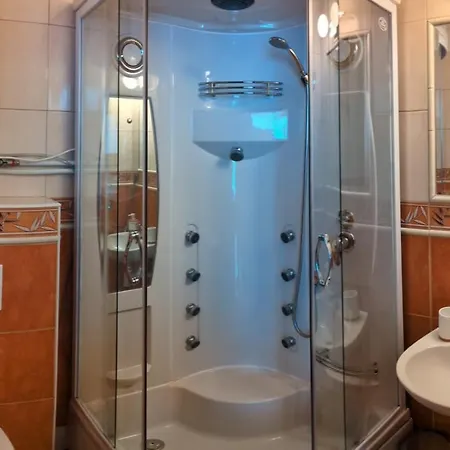 Apartament Moderny V Podhajskej *