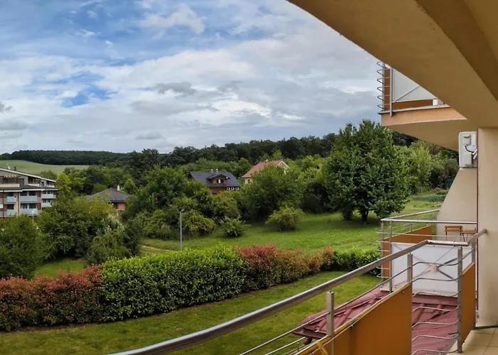 Moderny V Podhajskej شقة